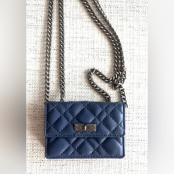 KURT GEIGER LONDON MICRO BRIXTON LEATHER BLUE QUILTED CROSSBODY Bag - Picture 1 of 6